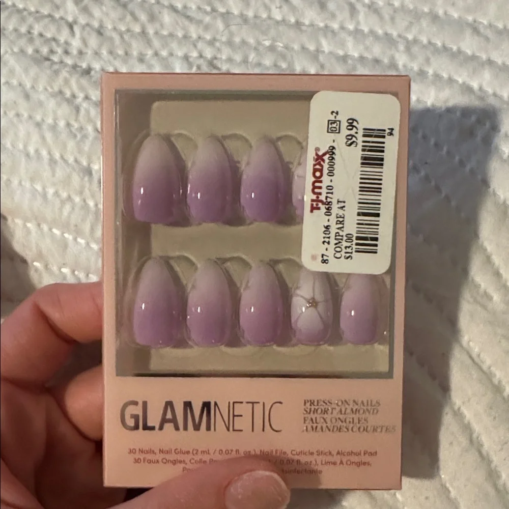 NIB GLAMNETIC nails - Picture 4 of 5